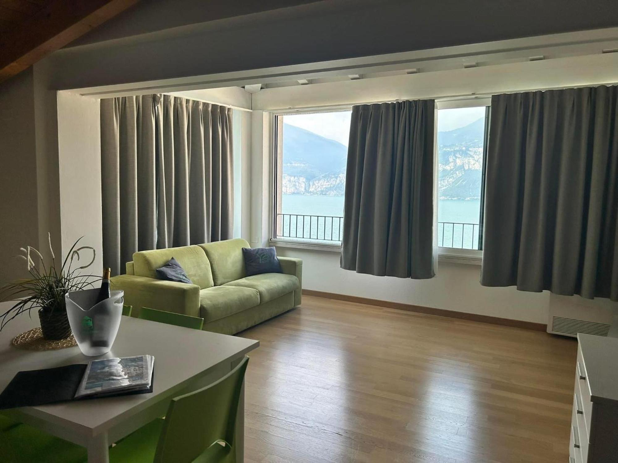 Villa Borgo Borago Brenzone sul Garda Exteriör bild