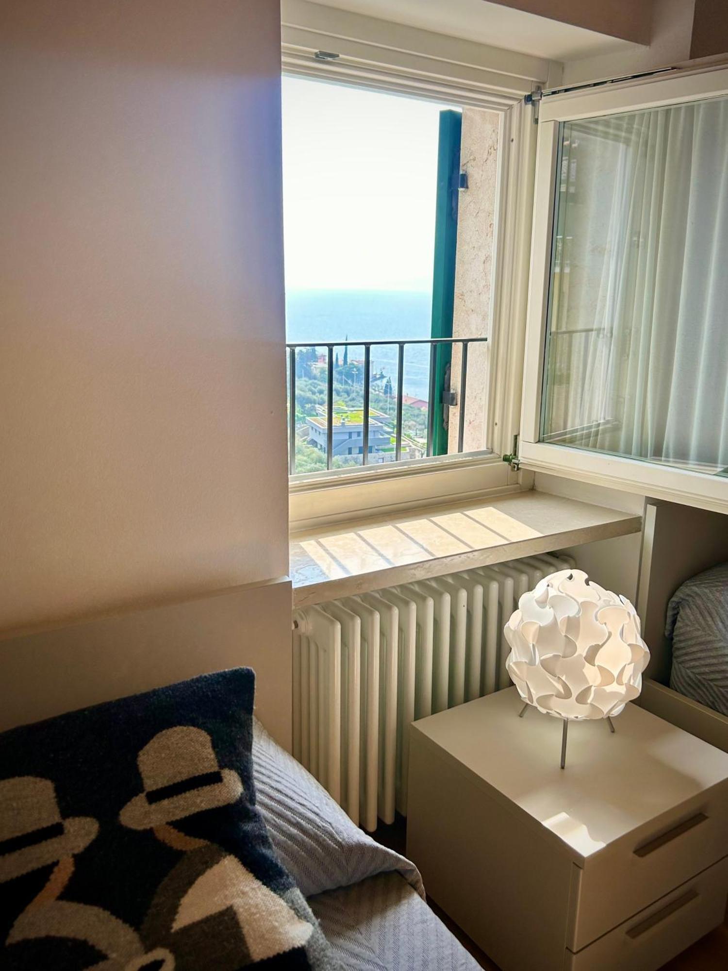 Villa Borgo Borago Brenzone sul Garda Exteriör bild